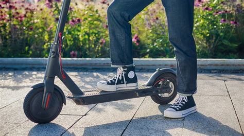 Paris bans e-scooter rentals after series of accidents | Sky News Australia