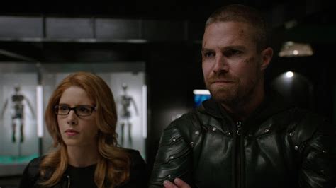 ARROW Recensione 7x22 You Have Saved This City Lost In A FlashForward