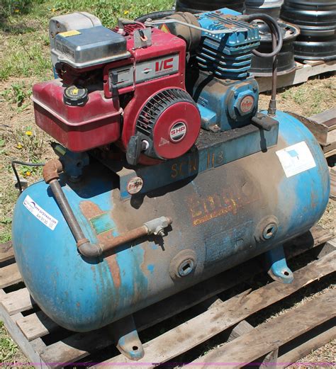 Emglo gas powered air compressor in Wichita, KS | Item AH9130 sold ...