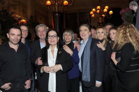 Photo Yann Moix Francis Cabrel Alain Delon Nana Mouskouri