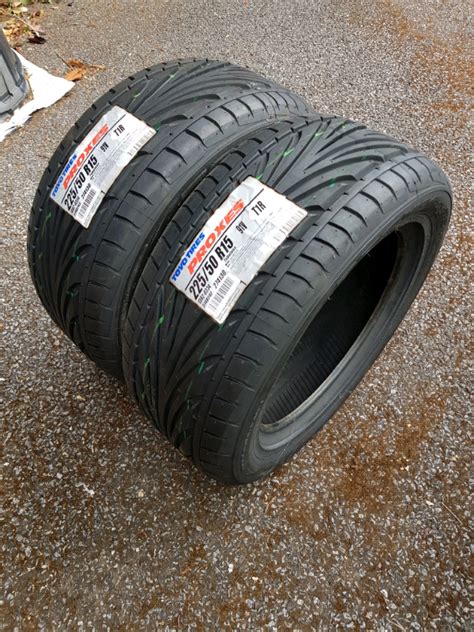 R15 Vs D15 Tire