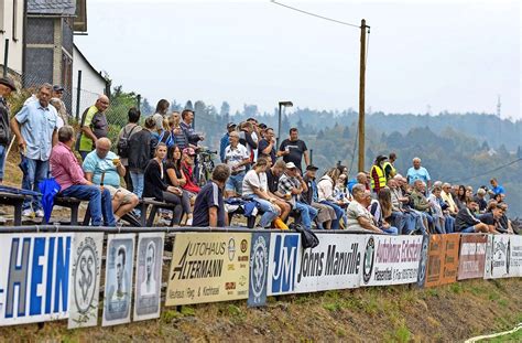 Fu Ball In Steinach Tore Zur Kerwa Sonneberg Ins Dth Ringen