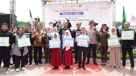 Tpn Xi Pj Bupati Langkat Dorong Guru Jadi Pionir Indonesia Emas