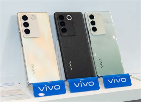 Vivo V27 5g神級人像旗艦手機，自帶光環時尚登場！獨創柔光人像系統、前後5000萬美拍不受限 Vivo V27、顏如玉、曹佑寧