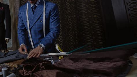 Bespoke Suits Online | itailor