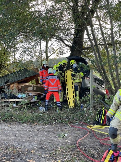 Verkehrsunfall Mit Drei Verletzten Personen Einsatzbericht Henstedt