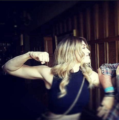 Daydreaming About Peyton List Kicking My Ass Scrolller