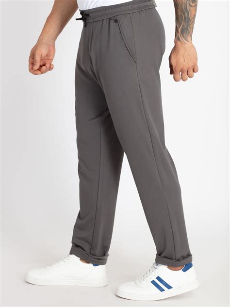 Frustrated buyers complain about ups trk status update delays 20