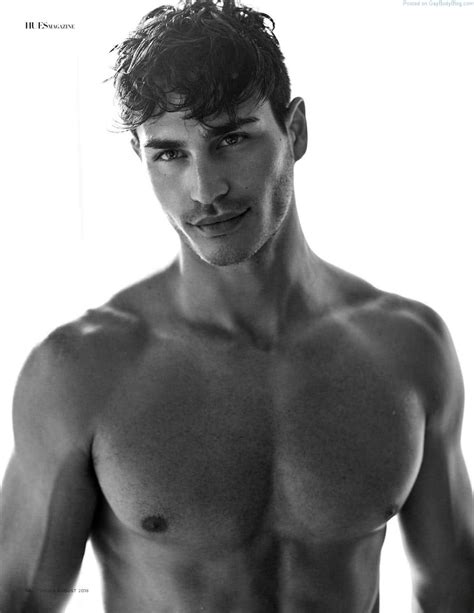 Male Model Alec Bitar Knows How To Tease With Those Sultry Looks Nude