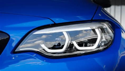 How To Clean Yellow Headlights At Home Vinegar And Baking Soda