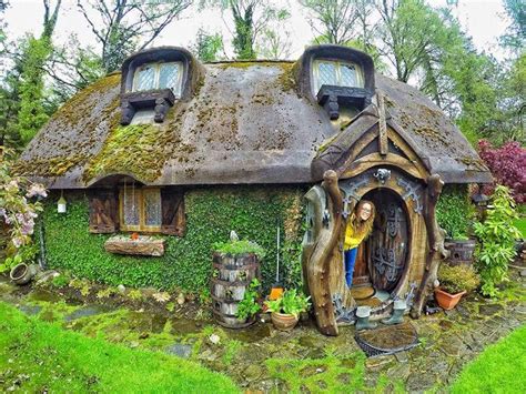 Real Life Hobbit House Imagines the Fantastical Book into a Cozy Home