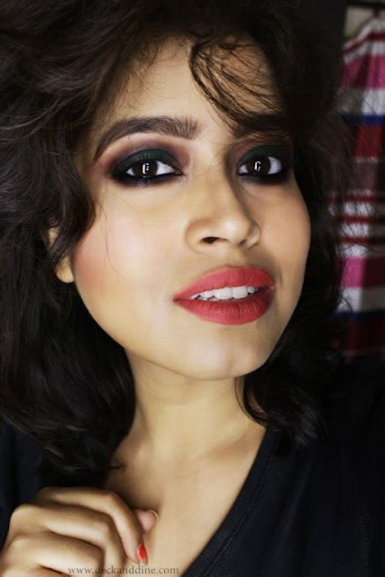 Quick Simple And Easy Green Smokey Eye Makeup Tutorial Deck And Dine