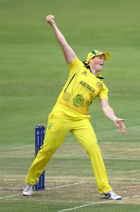 Grace Harris (Cricketer) Biography, Age, Height, Education, Career, Net Worth, Boyfriend, Stats ...