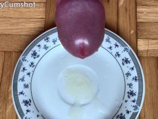 抽搐并在盘子上射精 Pornhub Gay