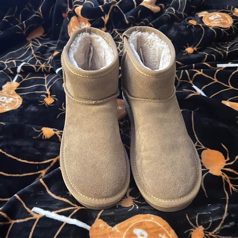 Cushionaire Ultra Mini Boots Look Like The Ultra Depop