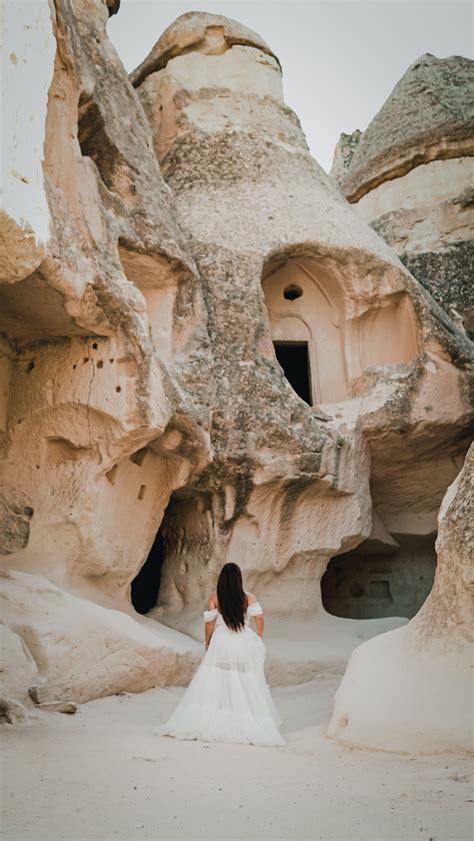 1,000+ Best Caves Photos · 100% Free Download · Pexels Stock Photos