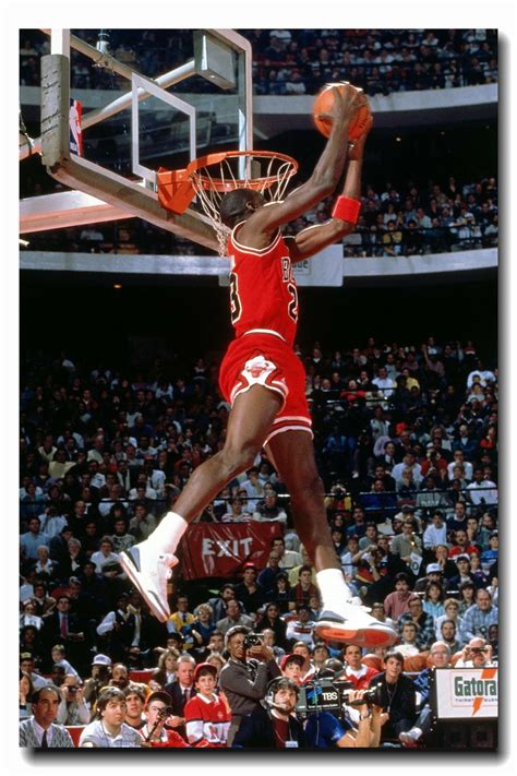 Michael Jordan Wallpaper Slam Dunk - WallpaperSafari