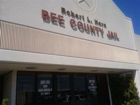 Bee County Sheriff's Office, 407 S Hillside Dr, Beeville, TX ...