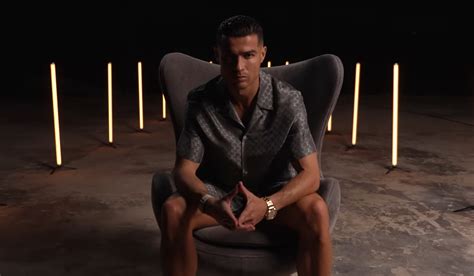 Cristiano Ronaldo Lança Canal No Youtube E Bate Recorde Em 1h E Meia