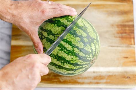 How To Cut A Watermelon — Eatwell101