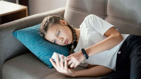 Screen Time In Teenagers How To Manage It India Tv