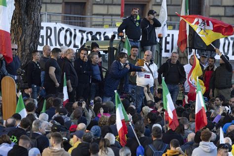 La Protesta Dei Trattori Torna A Roma Fdi Un Flop Notizie Ansa It