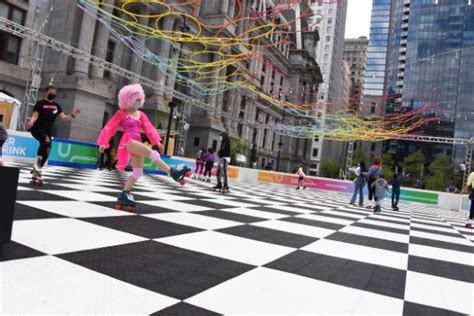 Rothman Retro Roller Rink Opened Today At Dilworth Park Philly Chit Chat