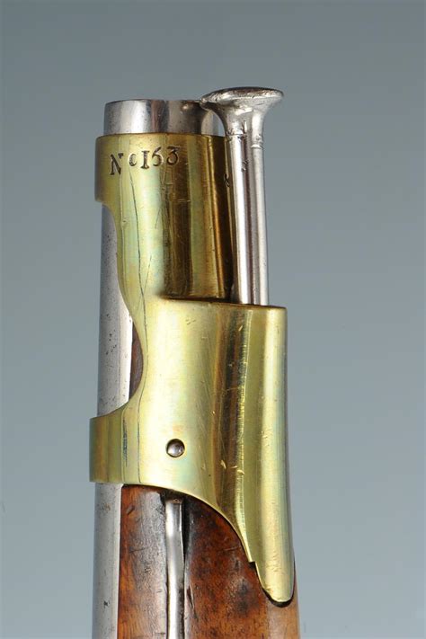 PISTOLET DES GARDES DU CORPS DE LA MAISON MILITAIRE DU ROI COMPAGNIE