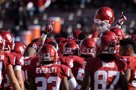 New Oklahoma Sooners Football Uniforms Put Tradition Against Recruiting - Crimson And Cream Machine