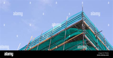 Tall Scaffolding Hi Res Stock Photography And Images Alamy