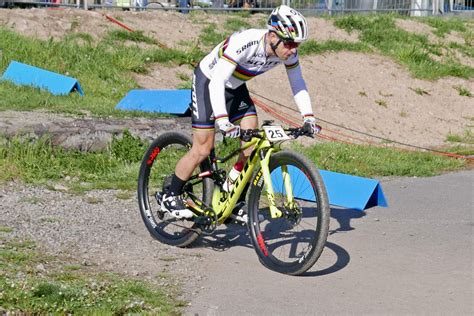 Does anyone know where you can get Maxxis Aspen ST 2.4WTs? : r/xcmtb