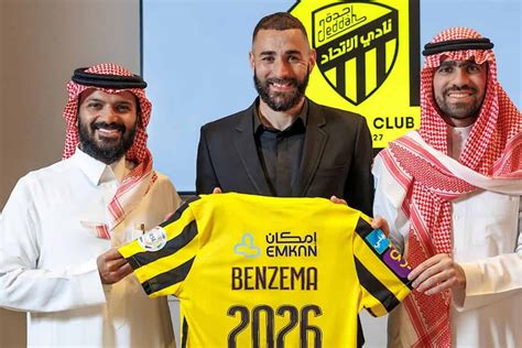 Karim Benzema Receives Heroic Welcome In Jeddah As Al-Ittihad Fans ...