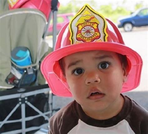 Culpable de matar a su hijo de 4 años pensando que era gay Oveja Rosa Revista sobre familias