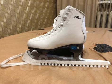 Продам коньки - Коньки во Владивостоке