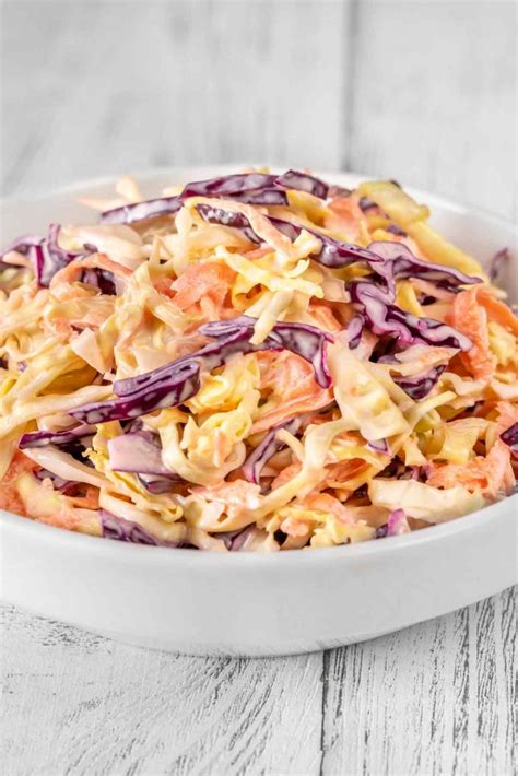 Best Creamy Southern Coleslaw Recipe - IzzyCooking