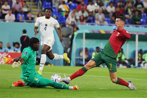 Fotos Os Lances E Reações De Cristiano Ronaldo Na Estreia De Portugal Placar