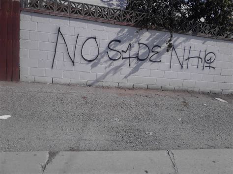 Blood Gangs Graffiti Neighborhood Piru Compton Nhp