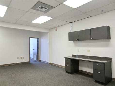 4200 George J Bean Pkwy, Tampa, FL 33607 | Crexi.com