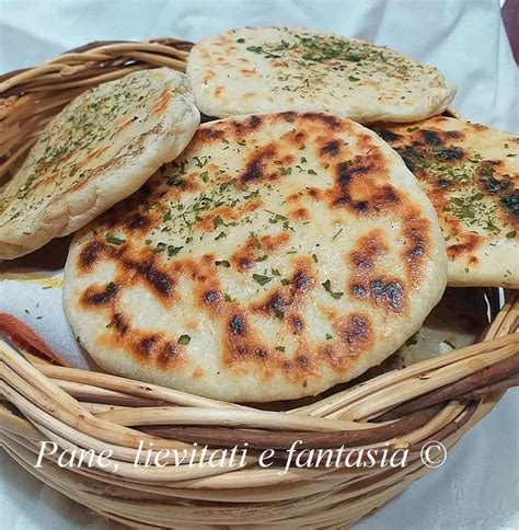 Focaccine In Padella Pane Lievitati E Fantasia