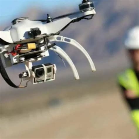 Cómo obtener la licencia para pilotar drones en España Kmoto