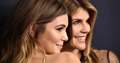 „fuller House“ Star Lori Loughlin Wow Auftritt Mit Ihrer Bildhübschen