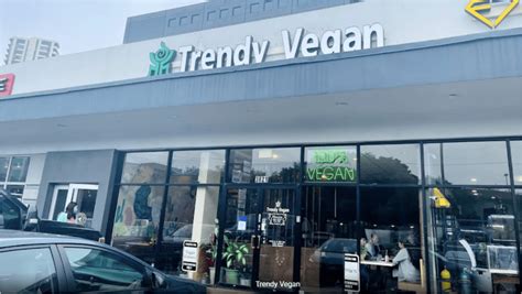 11 Best Vegan Restaurants in Houston, Texas (2024 RANKING)