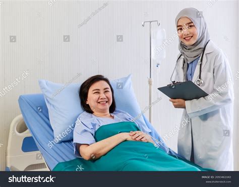 14,230 Muslim medical doctor Images, Stock Photos & Vectors | Shutterstock