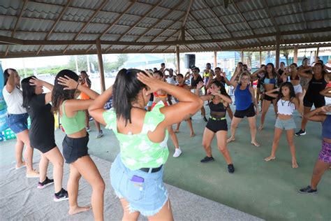 Torneio De Luta Casada E Aul O De Dan A Marcam O Ltimo Dia Da