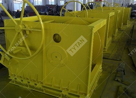 Manual Winch, China Manual Winch Manufacturer | Tytan Marine