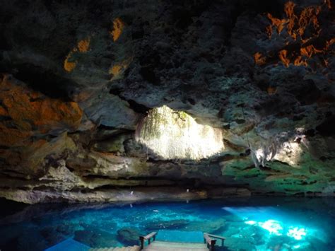 Devils Den The Coolest Cavern And Fresh Water Spring In Florida