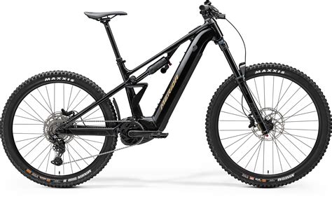 Merida’s two new e-bikes are night and day: a super heavyweight with