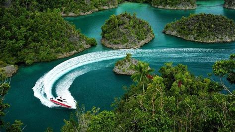 Destinasi Wisata Di Raja Ampat Dan Labuan Bajo Yang Wajib Anda Kunjungi