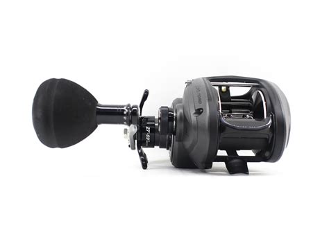 Abu Garcia Reel Baitcast Revo Toro Beast T3 BSDT61 L Left Hand 8141