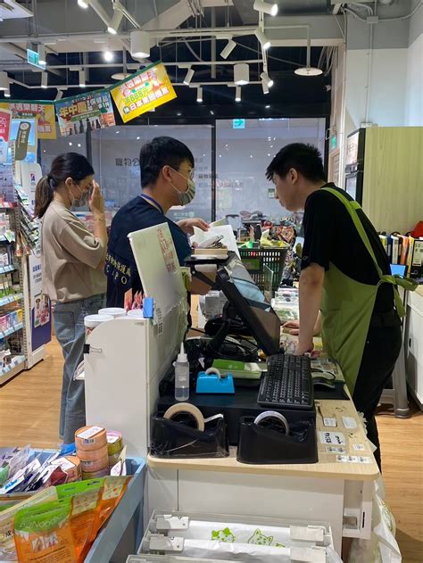 臺北市動物保護處 新聞稿 寵物食品標示及申報仍有3成缺失 北市動保處已輔導業者改善